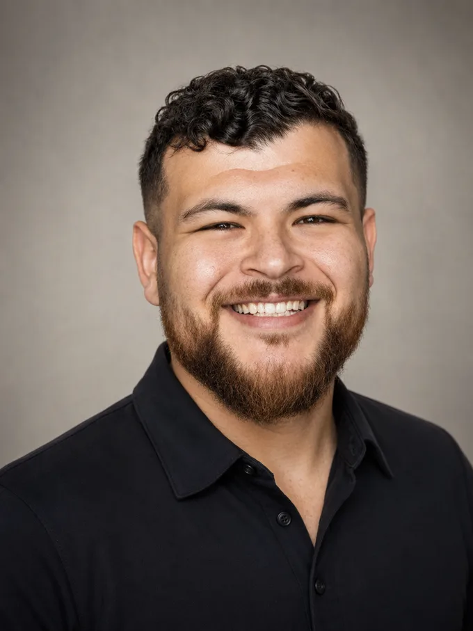 Nik Avendano, Vanla Group